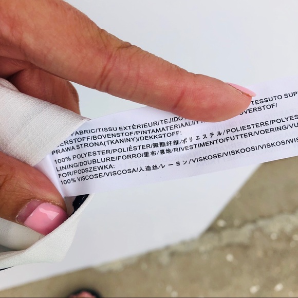 NWT J.O.A. White and Blue Floral Crop Top - Picture 7 of 8